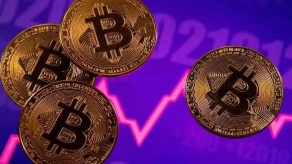 क्रिप्टोकरंसी धोखाधड़ी में लूटे गए 36 लाख, महाराष्ट्र के पीड़ित को एक साल बाद वापस मिले 36 लाख रुपए क्रिप्टोकरंसी धोखाधड़ी में लूटे गए 36 लाख, महाराष्ट्र के पीड़ित को एक साल बाद वापस मिले 36 लाख रुपए