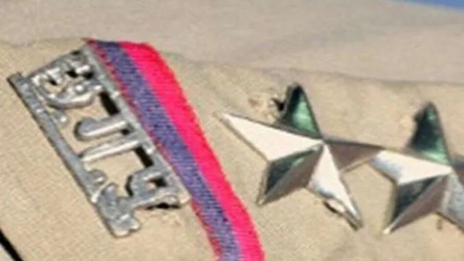 छत्तीसगढ़ में पुलिस आरक्षक ने बनाया राजनीतिक दल, सभी सीटों पर चुनाव लड़ने का ऐलान छत्तीसगढ़ में पुलिस आरक्षक ने बनाया राजनीतिक दल, सभी सीटों पर चुनाव लड़ने का ऐलान