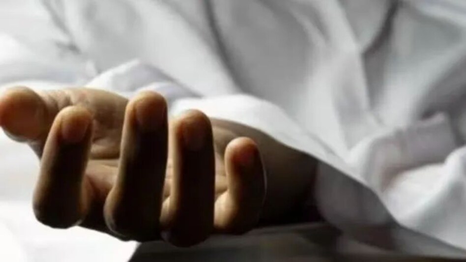 अलीगढ़ के रहने वाले युवक का शव ग्रेटर नोएडा में मिला, आत्महत्या की आशंका अलीगढ़ के रहने वाले युवक का शव ग्रेटर नोएडा में मिला, आत्महत्या की आशंका