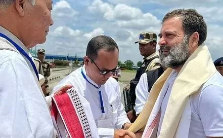 मणिपुर पुलिस ने राहुल गांधी के काफिले को बिष्णुपुर में रोका Manipur Police stopped Rahul Gandhi convoy