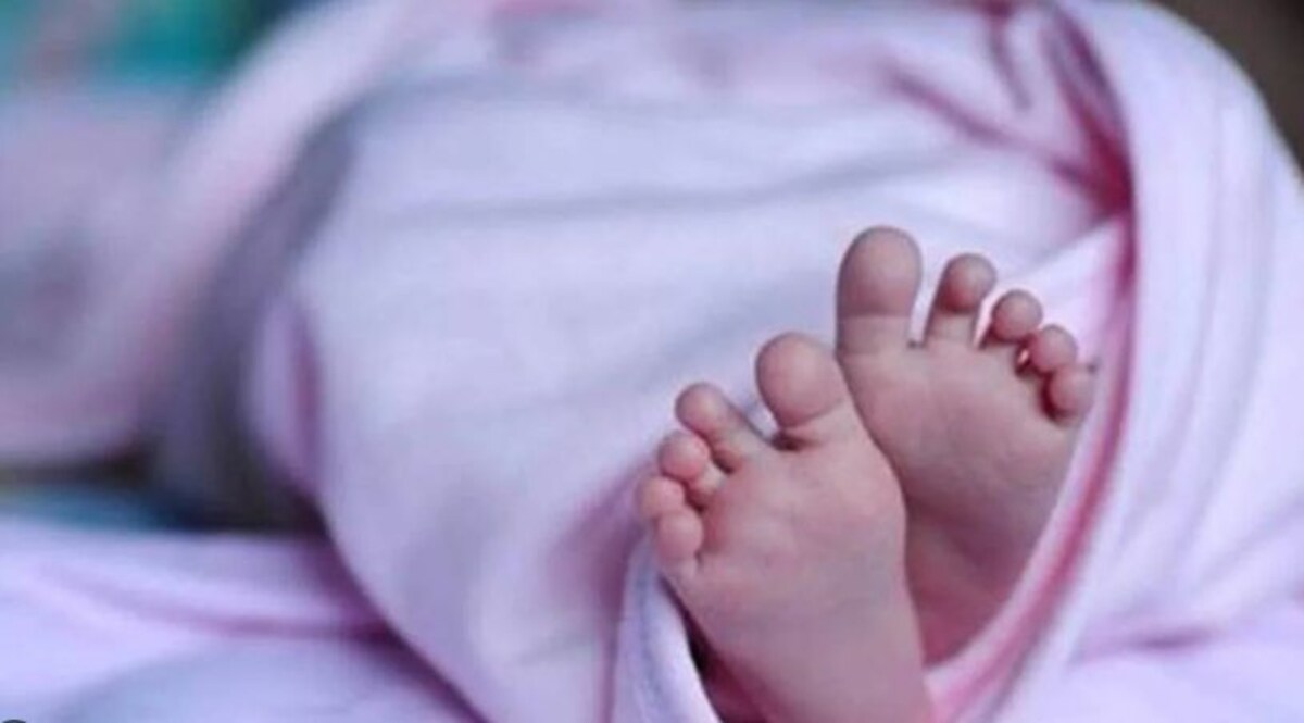 लिव-इन पार्टनर ने अपने ही नवजात बच्चे को कमोड में किया फ्लश, बच्चे की मौत जांच में जुटी पुलिस