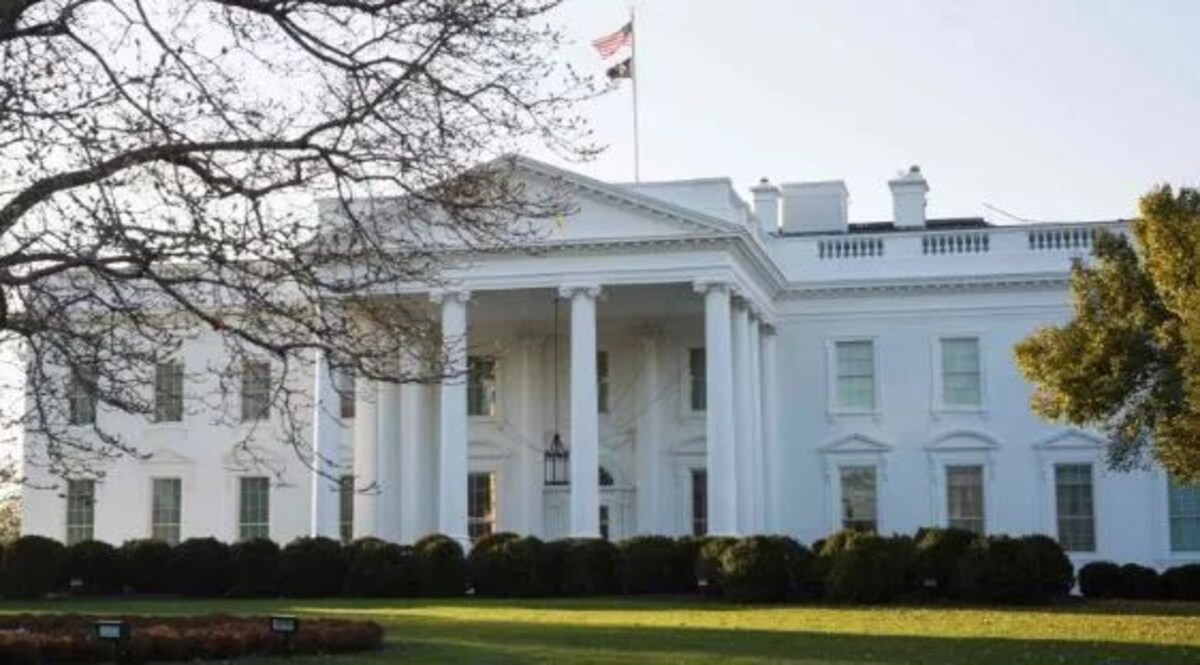 वाइट हाउस में सफेद पाउडर, जो बाइडन के दफ्तर में कोकीन मिला, मच गया हड़कंप, राष्ट्रपति के बेटे पर शक! वाइट हाउस में कोकीन (Cocaine) मिलने के बाद मचा हड़कंप