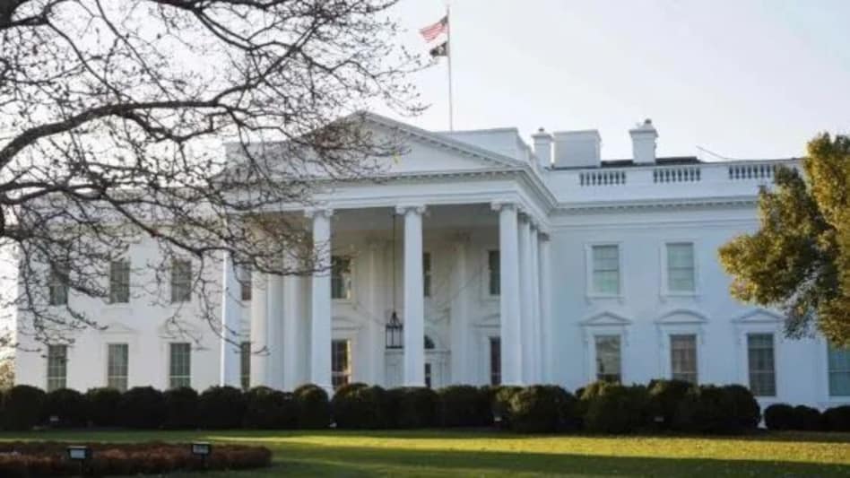 वाइट हाउस में सफेद पाउडर, जो बाइडन के दफ्तर में कोकीन मिला, मच गया हड़कंप, राष्ट्रपति के बेटे पर शक! वाइट हाउस में सफेद पाउडर, जो बाइडन के दफ्तर में कोकीन मिला, मच गया हड़कंप, राष्ट्रपति के बेटे पर शक...