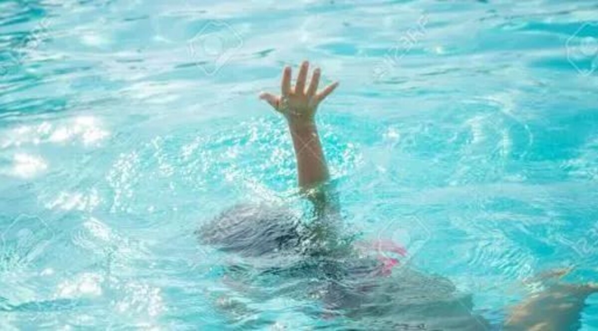 तेलंगाना : पांच साल का बच्चा स्वीमिंग पूल में गिरा, इलाज के दौरान मौत प्रतिकात्मक तस्वीर