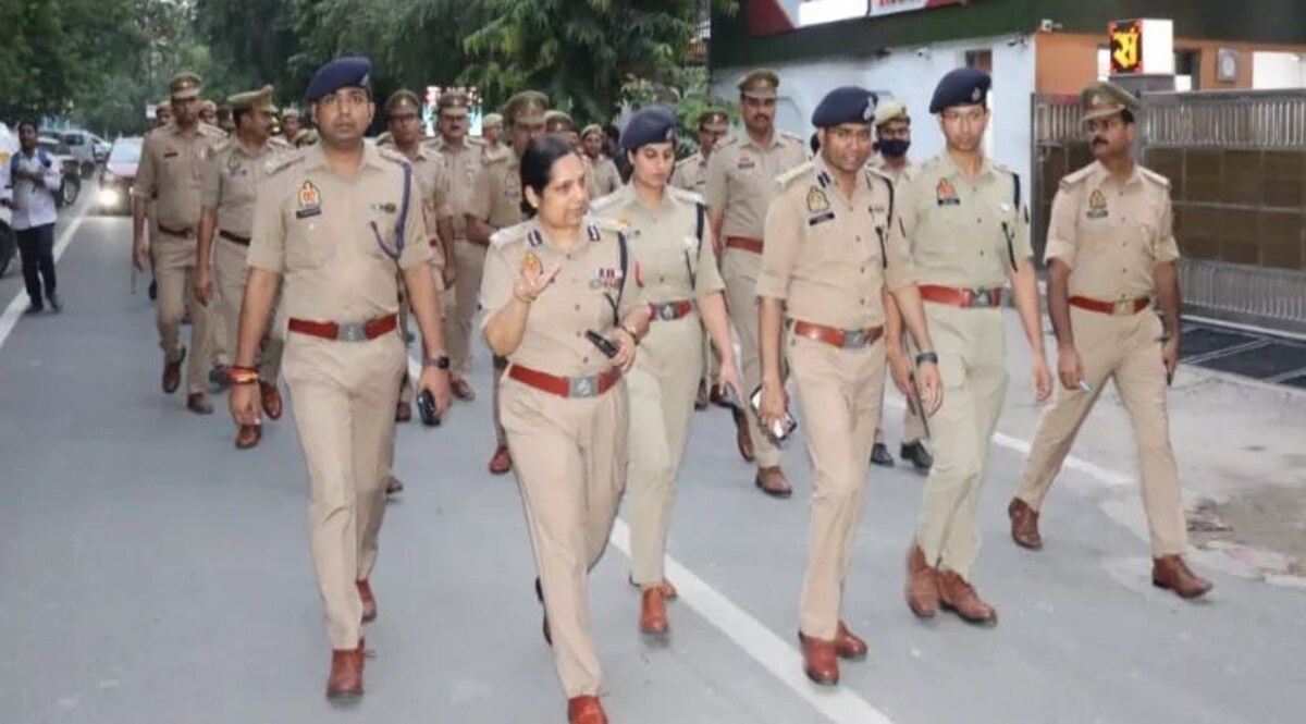 पुलिस कमिश्नर लक्ष्मी सिंह का एक्शन जारी, गैंगस्टर माफियाओं की करोड़ों की संपत्ति कुर्क गैंगस्टर माफियाओं की करोड़ों की संपत्ति कुर्क