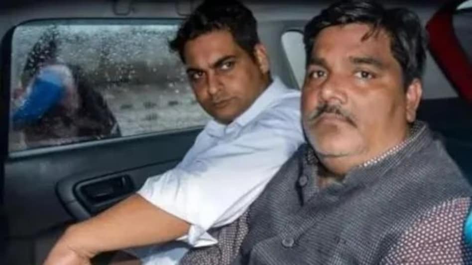 अदालत ने आप के पूर्व पार्षद को दंगे से जुड़े पांच मामलों में जमानत दी अदालत ने आप के पूर्व पार्षद को दंगे से जुड़े पांच मामलों में जमानत दी