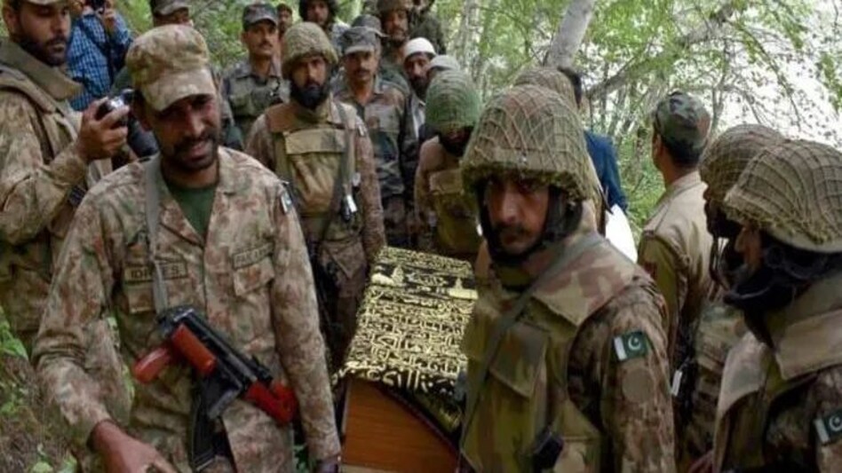 पाकिस्तान के बलूचिस्तान प्रांत में दो बड़े हमले, 12 सैनिकों की मौत, पांच घायल पाकिस्तान के बलूचिस्तान प्रांत में दो बड़े हमले, 12 सैनिकों की मौत, पांच घायल