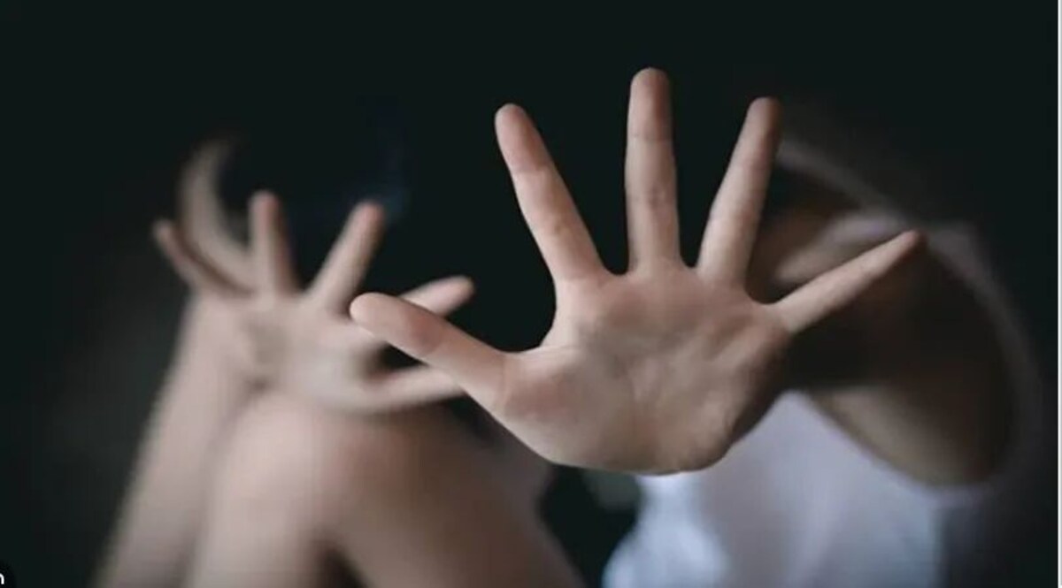 बर्थडे पार्टी में 12 साल की बच्ची से गैंगरेप, चाकू की नोंक पर चार युवकों ने किया बलात्कार जांच में जुटी पुलिस