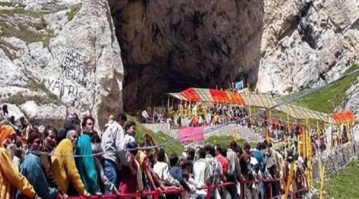 जम्मू-कश्मीर में अमरनाथ यात्रा के दौरान दो और श्रद्धालुओं की मौत, कुल मृतक संख्या 36 हुई अमरनाथ यात्रा के दौरान दो और श्रद्धालुओं की मौत