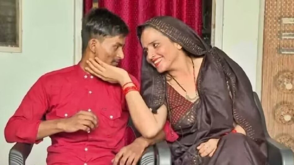 सीमा की बचपन की सहेली बोली 'सीमा धोखेबाज है, वो आज हिंदू बनी है कल को क्रिश्चियन बनेगी' सीमा की बचपन की सहेली बोली 'सीमा धोखेबाज है, वो आज हिंदू बनी है कल को क्रिश्चियन बनेगी'