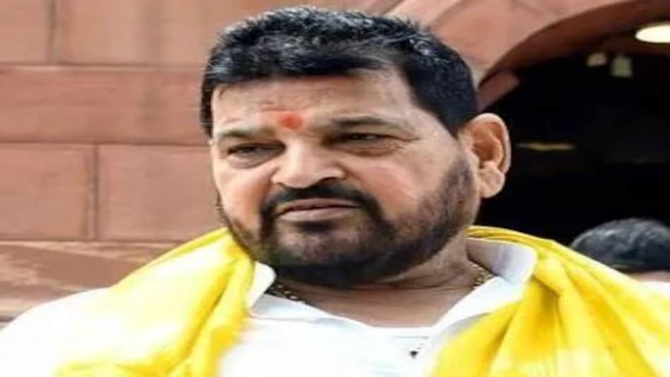 बृजभूषण सिंह के खिलाफ NGT ने दिए जांच के आदेश बृजभूषण सिंह के खिलाफ NGT ने दिए जांच के आदेश