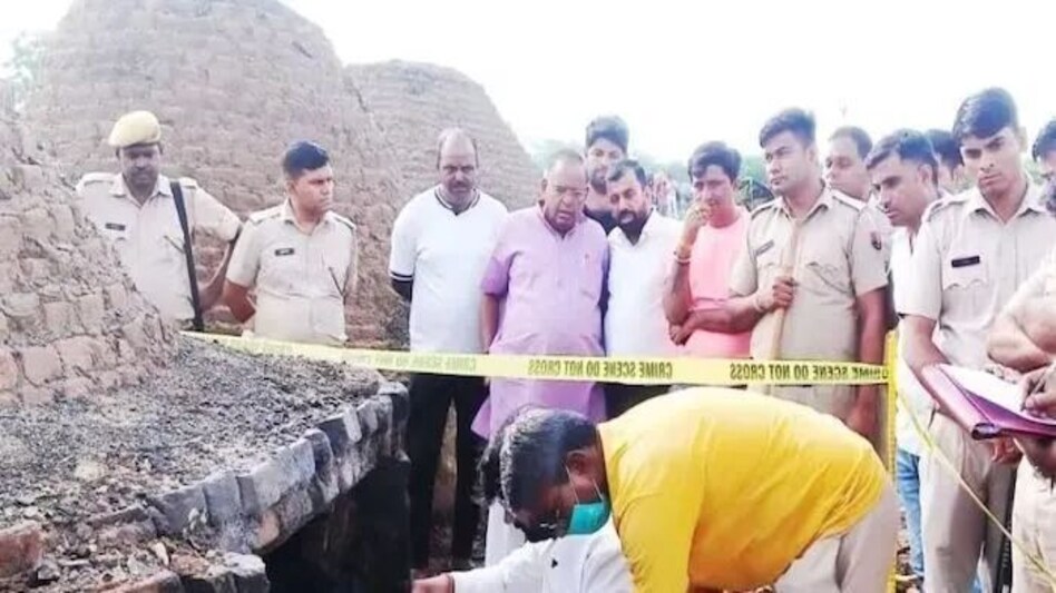 राजस्थान: गैंगरेप के बाद मर्डर कर बच्ची को कोयला की भट्टी में जला दिया! राजस्थान: गैंगरेप के बाद मर्डर कर बच्ची को कोयला की भट्टी में जला दिया!