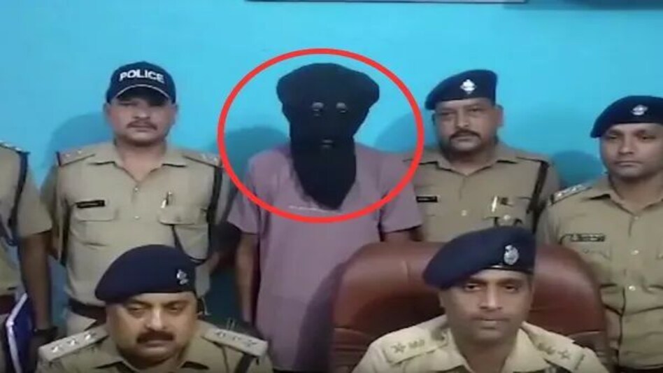 उधम सिंह नगर में 100 रुपए के लिए हत्या, धारदार हथियार से काट दी गर्दन उधम सिंह नगर में 100 रुपए के लिए हत्या, धारदार हथियार से काट दी गर्दन