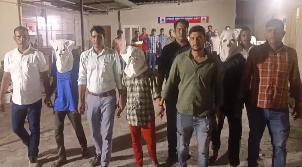 दिल्ली मे लुटेरों का तांडव, आधे घण्टे में लूट-चाकूबाजी की तीन वारदात, 74 साल के बुजुर्ग की हत्या, दो घायल जांच में जुटी पुलिस