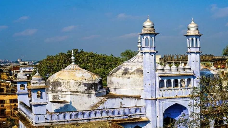 ज्ञानवापी परिसर के आसपास मीडिया कवरेज पर पाबंदी : अदालत का आदेश ज्ञानवापी परिसर के आसपास मीडिया कवरेज पर पाबंदी : अदालत का आदेश