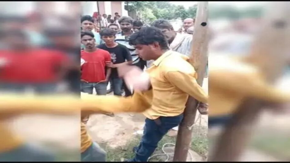 फ्री मोबाइल दिलाने का झांसा देकर नाबालिग को घर ले जाकर किया रेप, लोगों ने पेड़ से बांधकर पीटा फ्री मोबाइल दिलाने का झांसा देकर नाबालिग को घर ले जाकर किया रेप, लोगों ने पेड़ से बांधकर पीटा