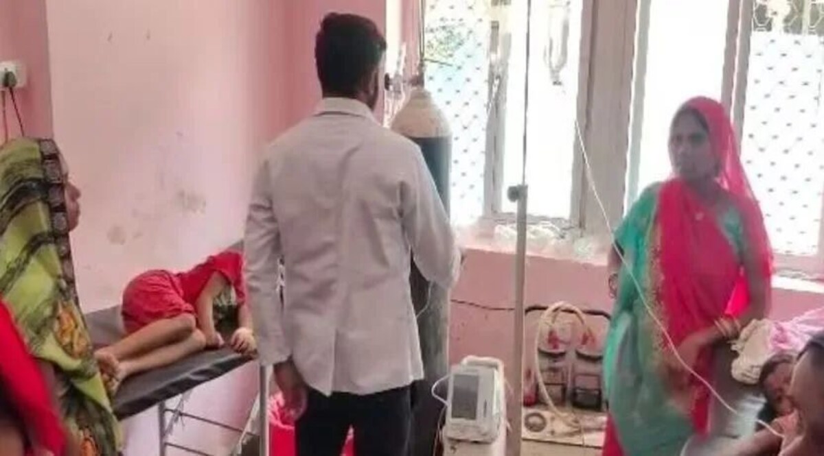 क्या आपका बच्चा टॉफी खाता है, ये घटना आपको सन्न कर देगी! दो बच्चियां अस्पताल में भर्ती है