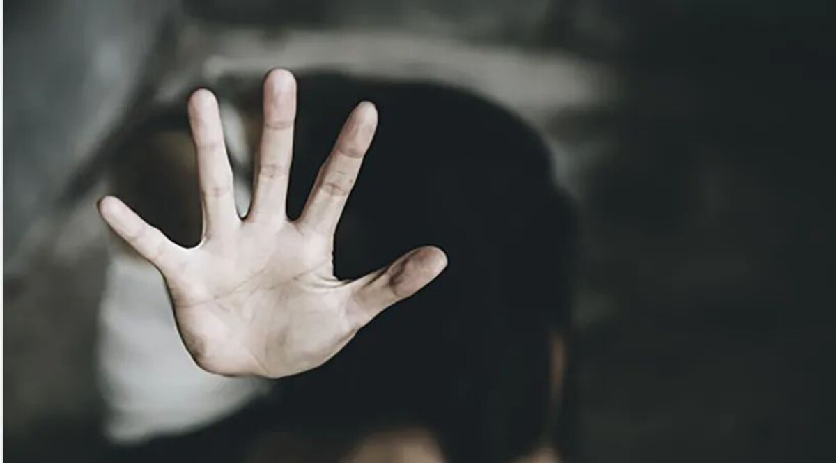 महिला से बार-बार बलात्कार, वीडियो सोशल मीडिया पर वायरल किया, तीन के खिलाफ केस दर्ज जांच में जुटी पुलिस