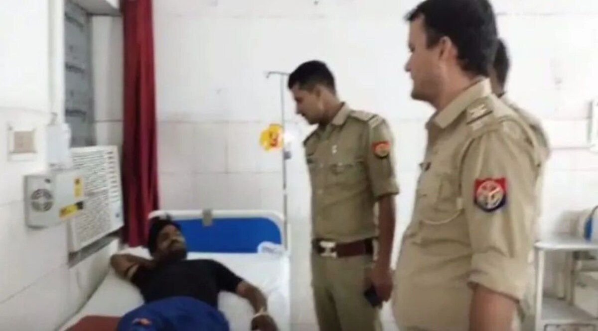 UP के बलरामपुर में दलितों की पिटाई में BJP विधायक के भतीजे समेत 12 पर FIR up crime news