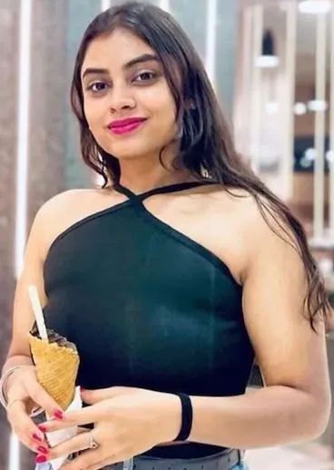 एयर होस्टेस की हत्या के आरोपी ने की थाने में खुदकुशी, मचा हड़कंप ट्रेनी एयर होस्टेस रूपल ओगरे