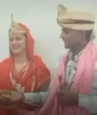 बरेली की इकरा बनी प्रीति, हिंदू धर्म अपनाया बरेली की इकरा बनी प्रीति, हिंदू धर्म अपनाया