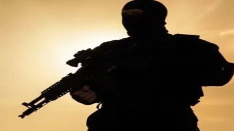 एसआईए ने जम्मू-कश्मीर के रियासी में आतंकवादी मॉड्यूल का भंडाफोड़ करने के लिए छापे मारे एसआईए ने जम्मू-कश्मीर के रियासी में आतंकवादी मॉड्यूल का भंडाफोड़ करने के लिए छापे मारे