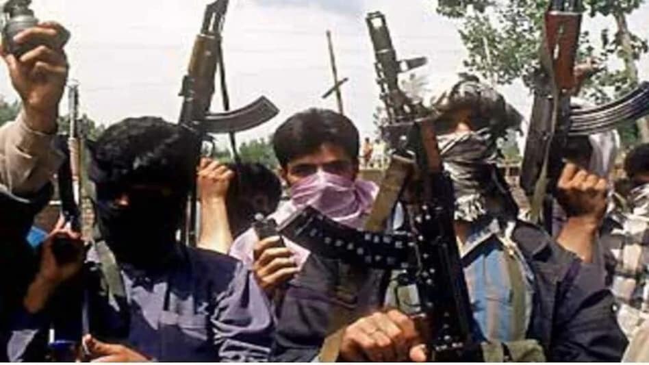 भारत में बड़े आतंकी हमले की साजिश : PAK सेना की मदद से लश्कर और जैश के आतंकी PoK में पहुंचे, खुफिया एजेंसी से मिली बड़ी खबर भारत में बड़े आतंकी हमले की साजिश : PAK सेना की मदद से लश्कर और जैश के आतंकी PoK में पहुंचे, खुफिया...