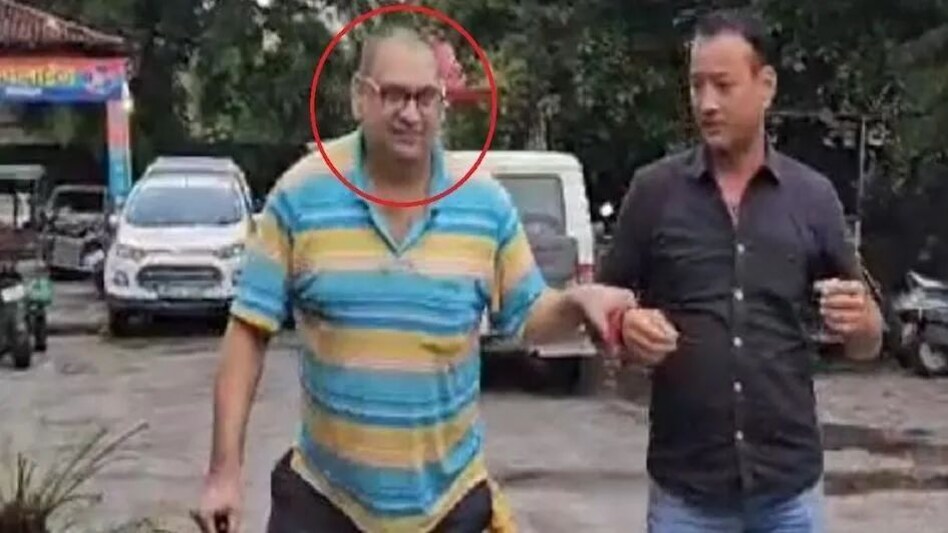 अंडरवर्ल्ड डॉन छोटा राजन का करीबी दीपक फिर से गिरफ्तार, मुंबई के खोजी पत्रकार जेडे मर्डर का दोषी, पैरोल पर आकर 1 साल से था फरार अंडरवर्ल्ड डॉन छोटा राजन का करीबी दीपक फिर से गिरफ्तार, मुंबई के खोजी पत्रकार जेडे मर्डर का दोषी, प...