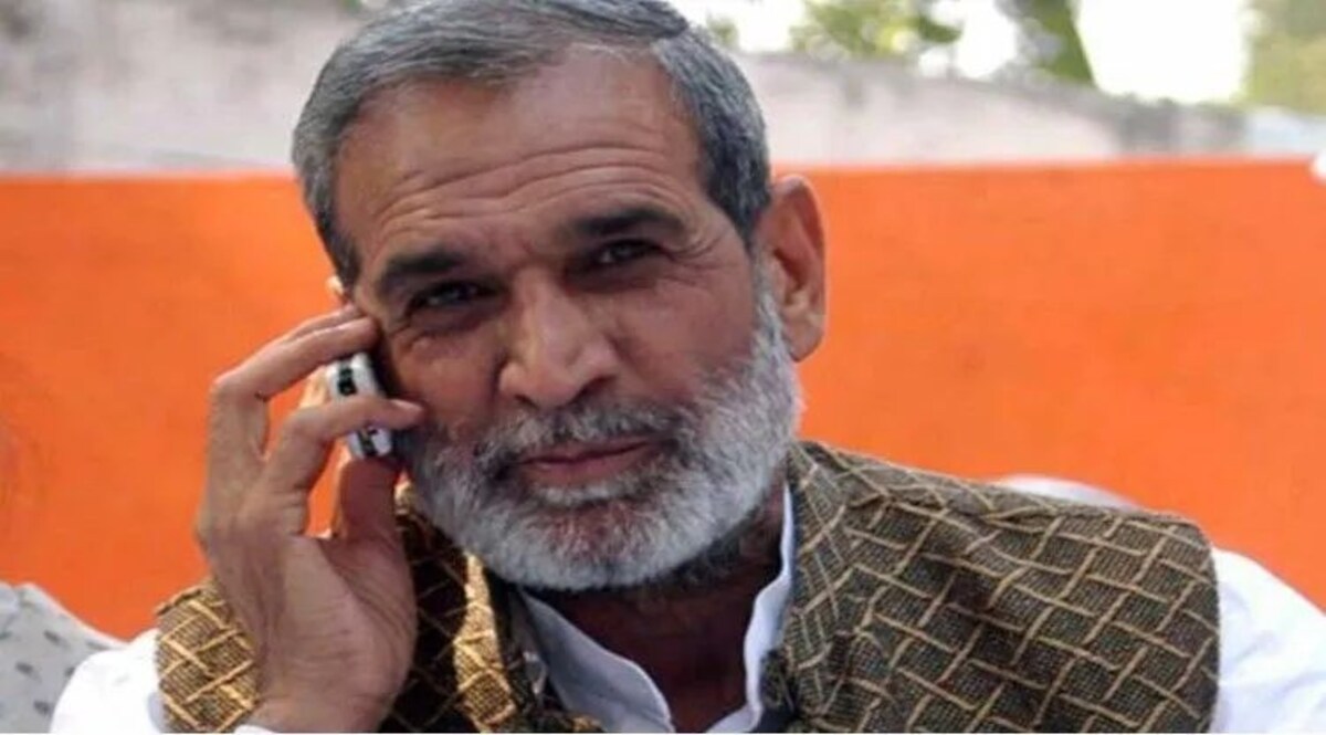 1984 सिख-विरोधी दंगे के एक मामले में कांग्रेस के पूर्व सांसद सज्जन कुमार बरी Former Congress MP Sajjan Kumar acquitted in a case of 1984 anti-Sikh riots