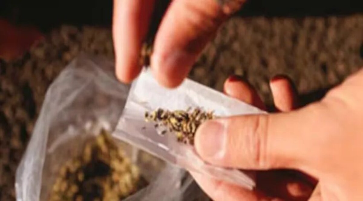 यूपी के बाराबंकी में 24 करोड़ की स्मैक बरामद, पुलिस ने तीन तस्करों को किया गिरफ्तार जांच में जुटी पुलिस