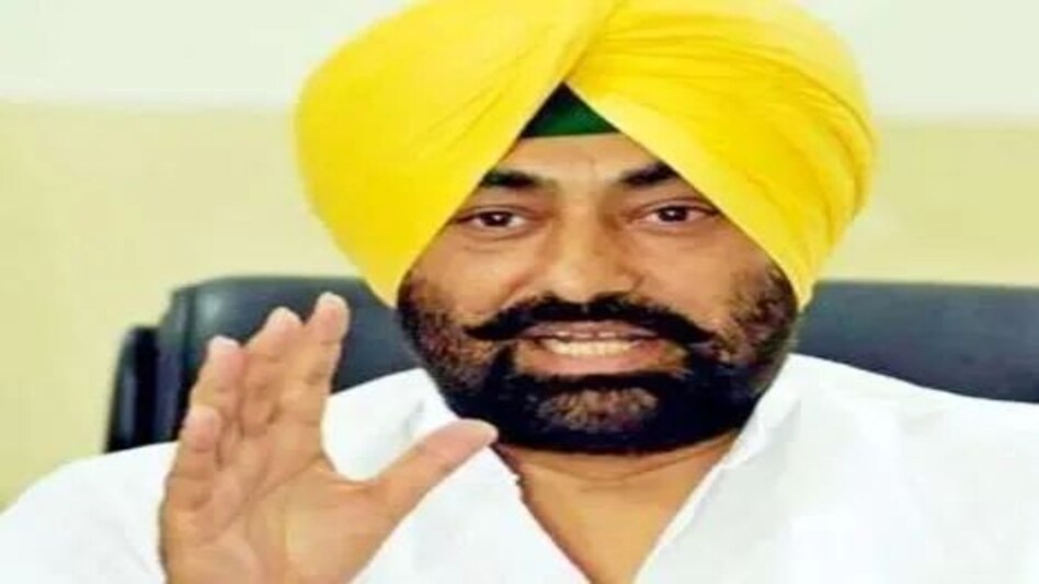 पंजाब पुलिस ने कांग्रेस विधायक सुखपाल खैरा को ड्रग्स के मामले में किया गिरफ्तार पंजाब पुलिस ने कांग्रेस विधायक सुखपाल खैरा को ड्रग्स के मामले में किया गिरफ्तार