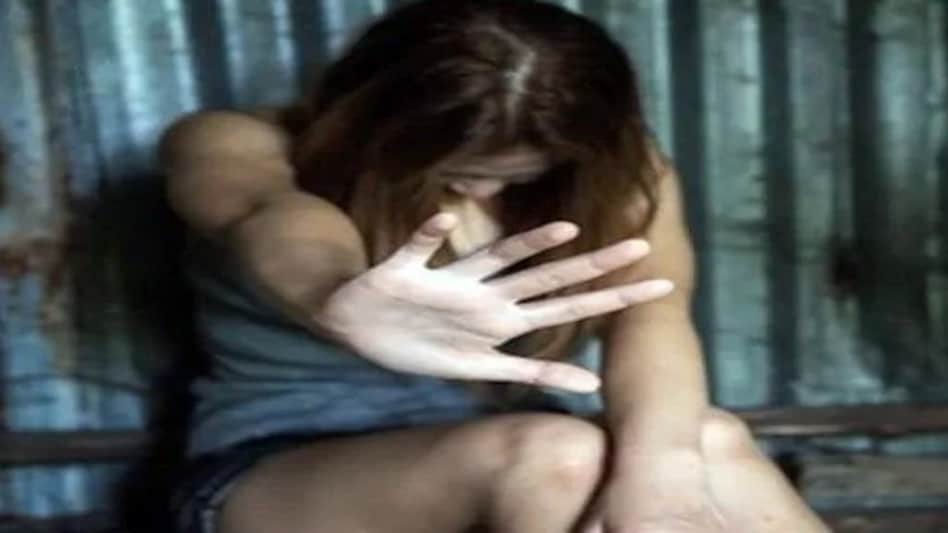 UP News : चित्रकूट में कोचिंग सेंटर से लड़की को अगवा कर दो युवकों ने पुल के नीचे फेंका, हालत गंभीर UP News : चित्रकूट में कोचिंग सेंटर से लड़की को अगवा कर दो युवकों ने पुल के नीचे फेंका, हालत गंभीर