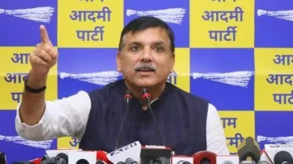 अब ED के रडार पर AAP सांसद संजय सिंह, घर पर मारा छापा, शराब घोटाले की चार्जशीट में है नाम अब ED के रडार पर AAP सांसद संजय सिंह, घर पर मारा छापा, शराब घोटाले की चार्जशीट में है नाम