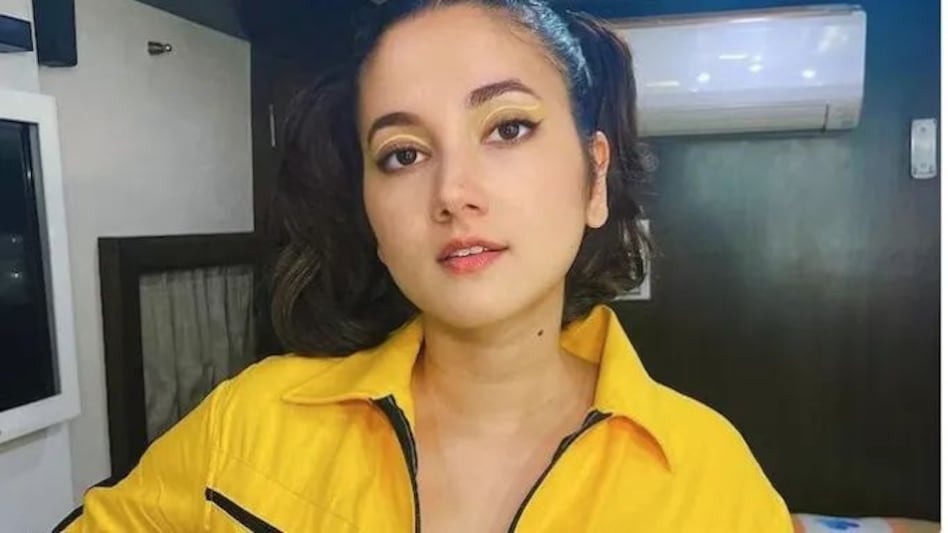 थाइलैंड के मॉल में गोलीबारी के दौरान इस तरह बची 'जवान' की अभिनेत्री आलिया कुरैशी की जान थाइलैंड के मॉल में गोलीबारी के दौरान इस तरह बची 'जवान' की अभिनेत्री आलिया कुरैशी की जान