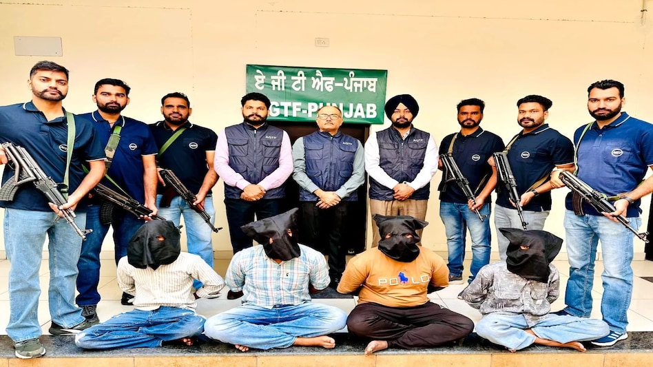 पंजाब में बंबीहा गिरोह के चार शूटर गिरफ्तार, ऑटोमेटिक-सेमी ऑटोमेटिक पिस्टल बरामद, 25 कारतूस जब्त पंजाब में बंबीहा गिरोह के चार शूटर गिरफ्तार, ऑटोमेटिक-सेमी ऑटोमेटिक पिस्टल बरामद, 25 कारतूस जब्त