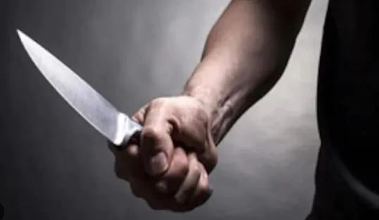 बहन के साथ बैठा देख, भाई ने युवक पर चाकू से हमला किया प्रतिकात्मक तस्वीर