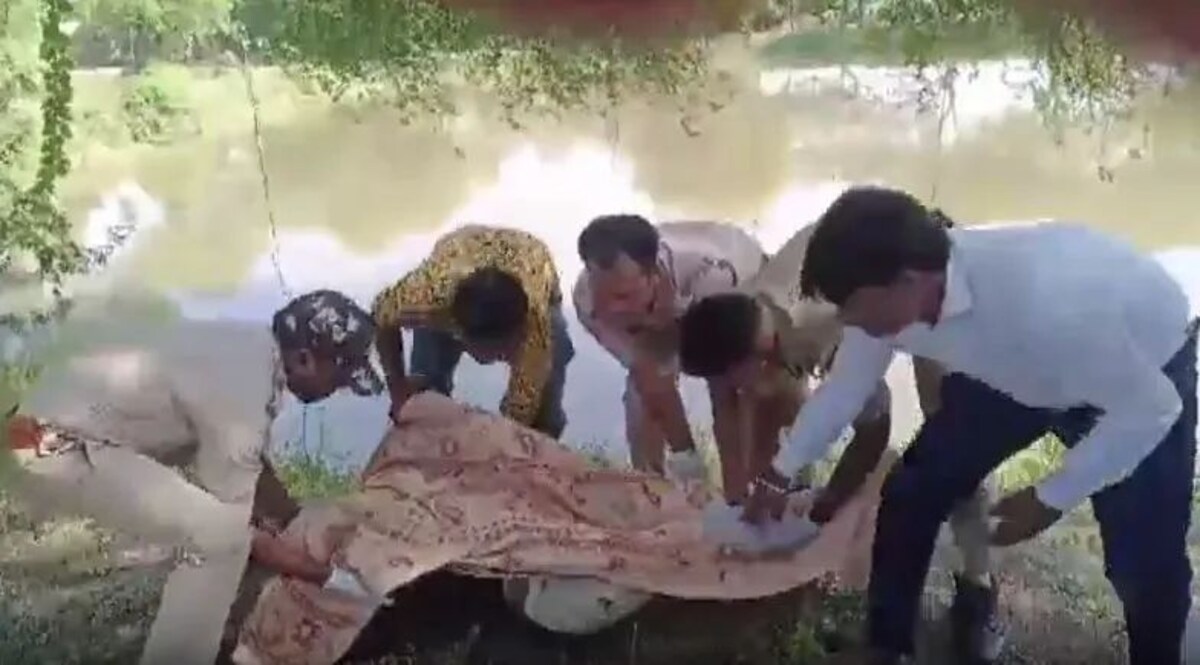 दो दिन से लापता युवती की तालाब में मिली लाश, गांव के युवक पर लड़की के अपहरण व हत्या का आरोप जांच में जुटी पुलिस