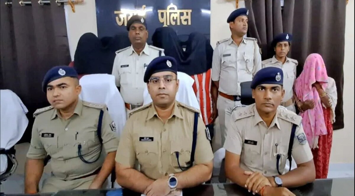 पति रिक्शा चलाकर घर देता था पैसे, बेवफा पत्नी ने उसी पैसे से दे दी पति के हत्या की सुपारी Crime News