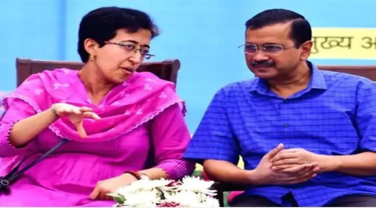 क्या 2 नवंबर को दिल्ली CM अरविंद केजरीवाल गिरफ्तार हो सकते हैं? आतिशी का बड़ा दावा दिल्ली सीएम अरविंद केजरीवाल और आतिशी (File Photo)