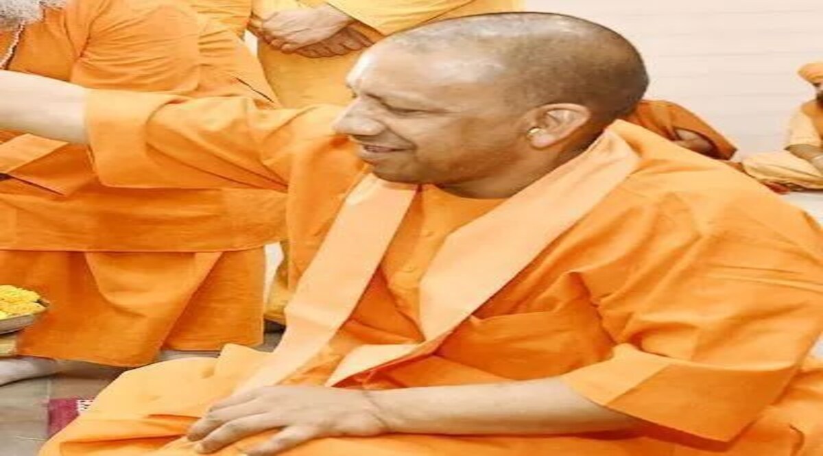 सोशल मीडिया पर मुख्यमंत्री योगी और रामचरितमानस पर अभद्र टिप्पणी करने वाले व्यक्ति के खिलाफ मामला दर्ज मुख्यमंत्री योगी आदित्यनाथ