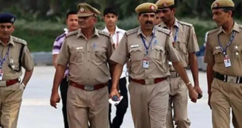 हरियाणा के भिवानी में डॉयल 112 गाड़ी की टक्कर लगने से किसान की मौत, दो पुलिस कर्मी गिरफ्तार हरियाणा के भिवानी में डॉयल 112 गाड़ी की टक्कर लगने से किसान की मौत, दो पुलिस कर्मी गिरफ्तार