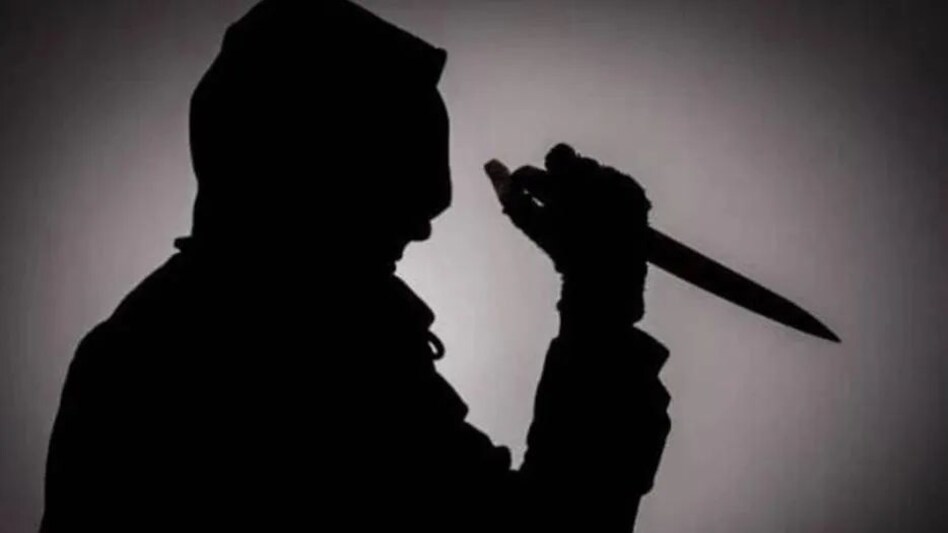 ट्यूशन फीस मांगी तो किया टीचर के बेटे का मर्डर, 12वीं कक्षा के छात्र ने ट्यूशन टीचर के बेटे को चाकू से गोदकर मार डाला ट्यूशन फीस मांगी तो किया टीचर के बेटे का मर्डर, 12वीं कक्षा के छात्र ने ट्यूशन टीचर के बेटे को चाकू...