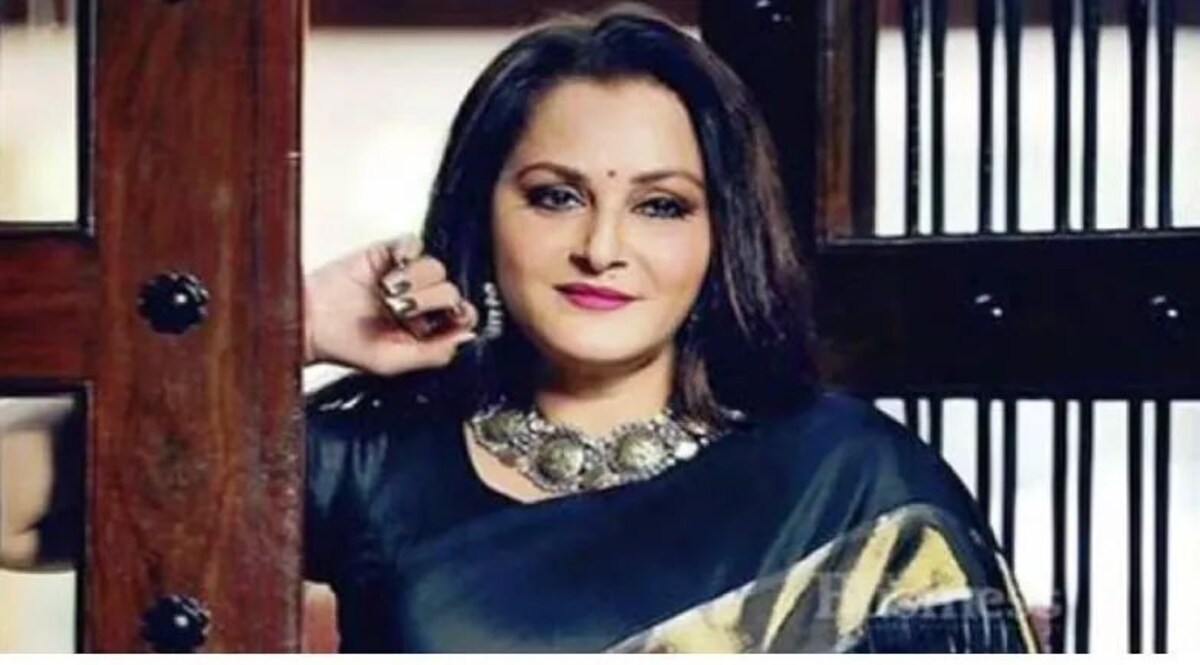 फ़िल्म अभिनेत्री जयाप्रदा के नाम अदालत से गैर ज़मानती वारंट जारी किया, आचार संहिता उल्लंघन का मामला अदालत का फैसला