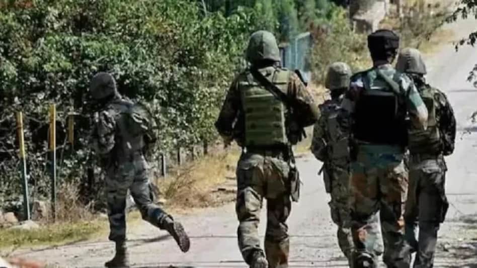 जम्मू-कश्मीर के उरी सेक्टर में सुरक्षा बलों ने दो आतंकवादियों को मार गिराया, घुसपैठ की कोशिश नाकाम जम्मू-कश्मीर के उरी सेक्टर में सुरक्षा बलों ने दो आतंकवादियों को मार गिराया, घुसपैठ की कोशिश नाकाम