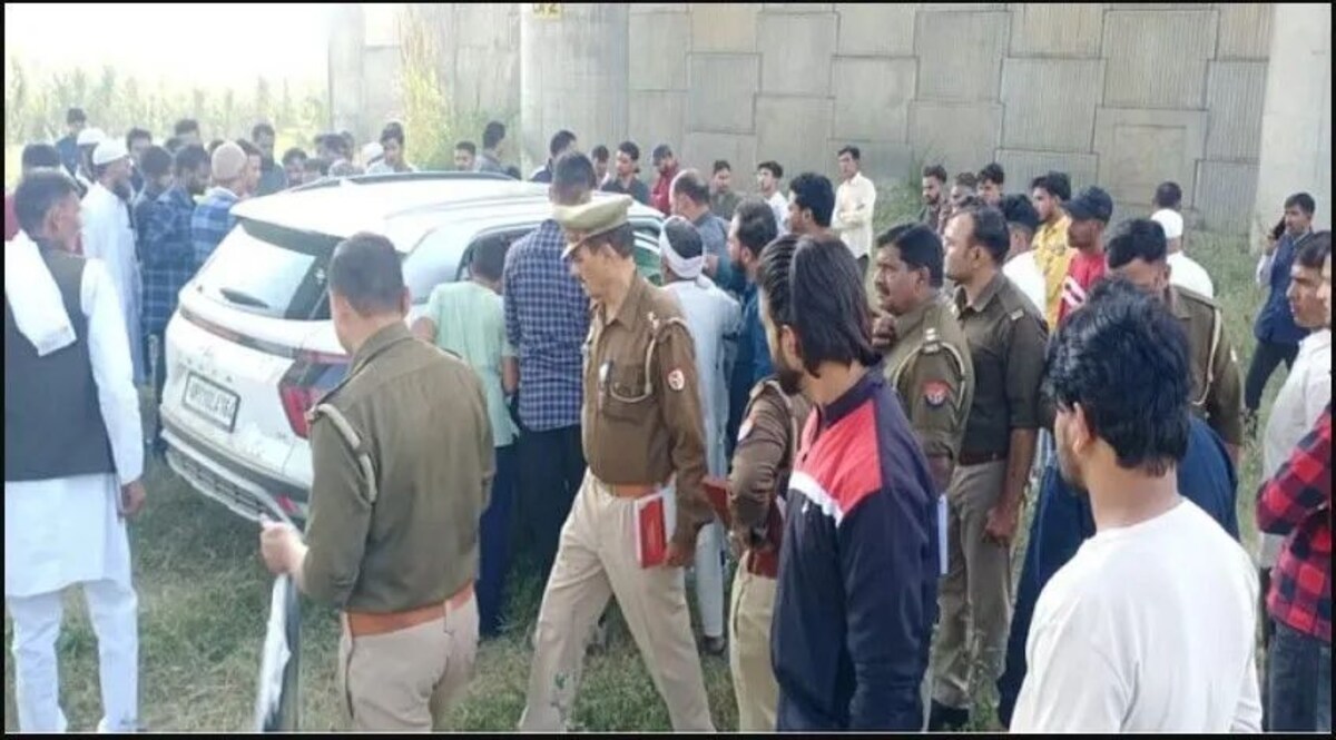 जान पर भारी पड़ा सेल्फी लेने का जुनून, ब्रिज से 70 फीट नीचे गिरा युवक...दर्दनाक मौत, 2 साल पहले हुई थी शादी Crime Tak