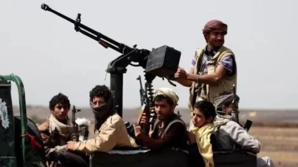 इजरायली नागरिकों के चक्कर में हूती ने भारत आ रहे मालवाहक जहाज को हाईजैक किया इजरायली नागरिकों के चक्कर में हूती ने भारत आ रहे मालवाहक जहाज को हाईजैक किया