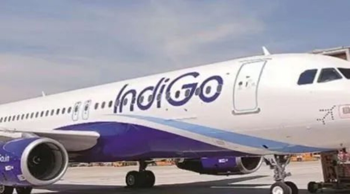 नशे में धुत यात्री ने चालक दल के साथ बदसलूकी की, बेंगलुरु हवाई अड्डे पर गिरफ्तार कथित तौर पर नशे में धुत एक यात्री बार-बार चेतावनी के बावजूद चालक दल के सदस्यों के साथ दुर्व्यवहार