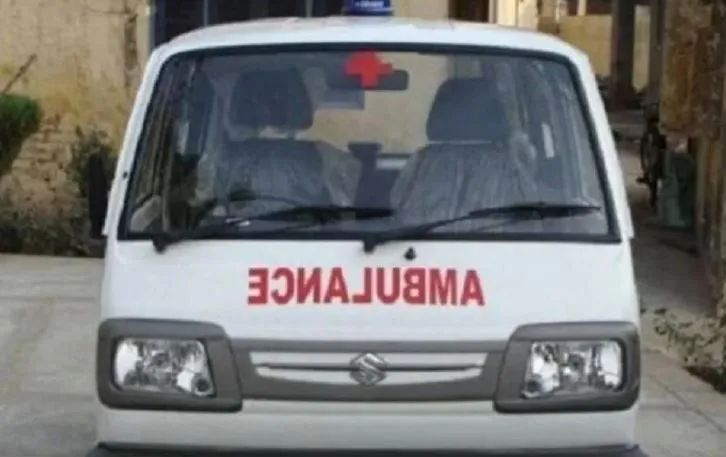 Punjab : HIV मरीजों को लावारिस बता सरकारी अस्पताल से कब्रिस्तान में फिकवा दिया, 1 की मौत; डॉक्टरों की बेहद शर्मनाक हरकत crime : एंबुलेंस सांकेतिक फोटो