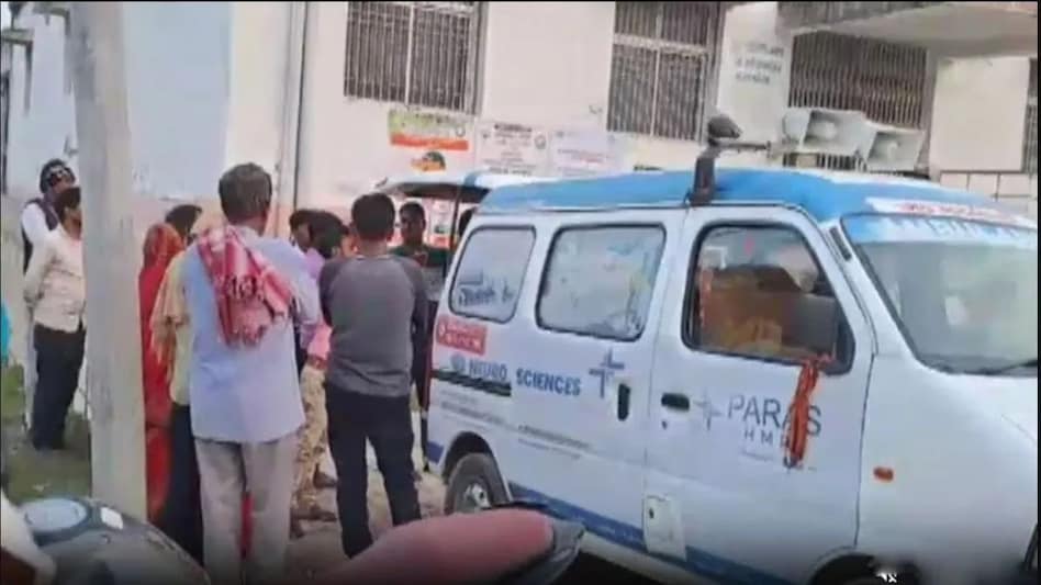 Bihar: 2 साल की बच्ची से रेप, हत्या कर शव को जमीन में दफनाया, बुआ के घर शादी में आई थी बच्ची Bihar: 2 साल की बच्ची से रेप, हत्या कर शव को जमीन में दफनाया, बुआ के घर शादी में आई थी बच्ची