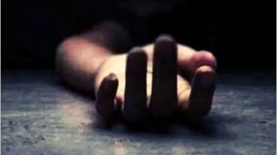 दिल्ली के फर्शबाजार में बैग में मिली 23 साल की लड़की की लाश, शक के दायरे में लड़की का मंगेतर फ़रार दिल्ली के फर्शबाजार में बैग में मिली 23 साल की लड़की की लाश, शक के दायरे में लड़की का मंगेतर फ़रार